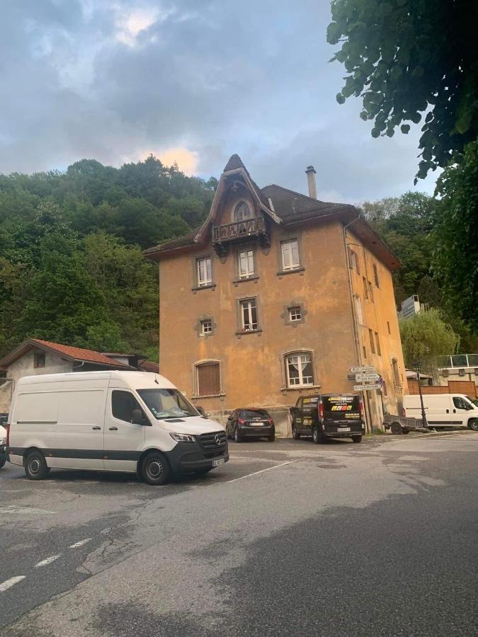 מוטייה La Montagnette L Ours T1 Maison En Travaux De 10H A 17H מראה חיצוני תמונה